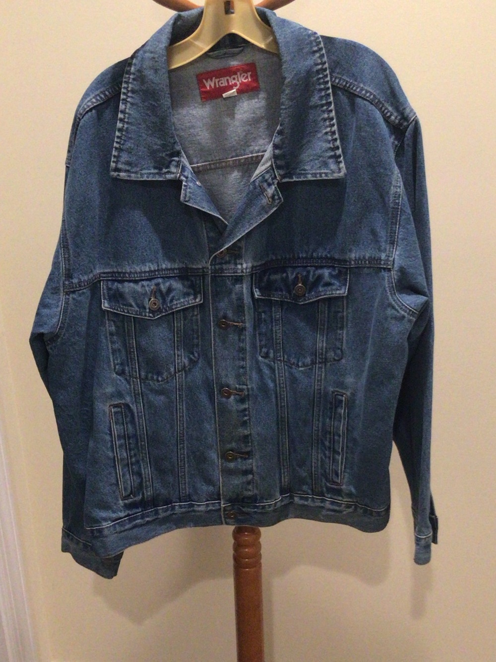 Wrangler Classic Blue Denim Jacket - Men's Lightweight Shirt Jacket